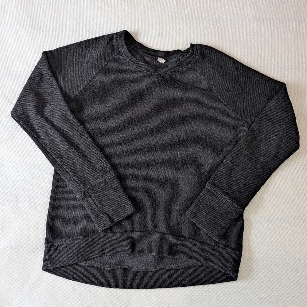 Under Armour Charcoal Crewneck Top